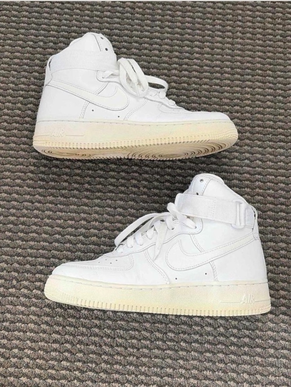 Women’s Nike Air Force 1 High top in white. Not sold anywhere anymore in 7.5!